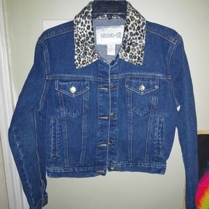 girls Jean jacket with soft collar